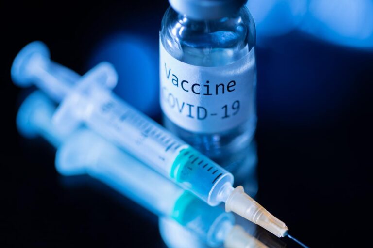 Vaccino anti Covid-19 e riserva di legge